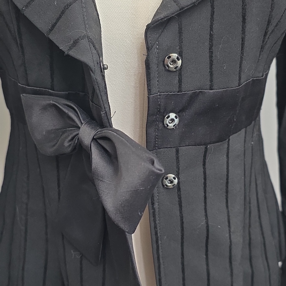 Nanette Lepore Vintage Black Tailored Pinstripe Tuxedo Blazer with Satin Bow - Picture 6 of 8